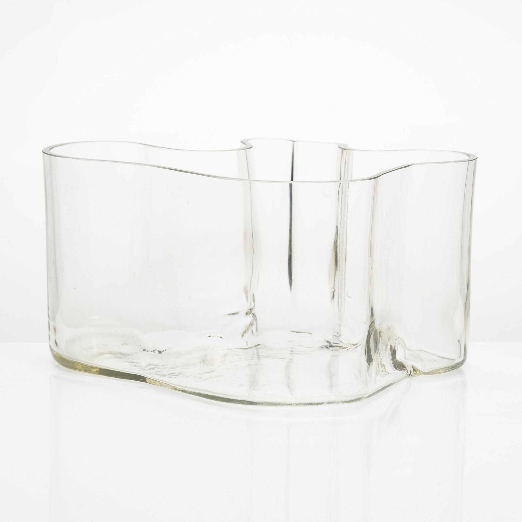 Alvar Aalto, a 1950s/60s '3031' vase signed Alvar Aalto.