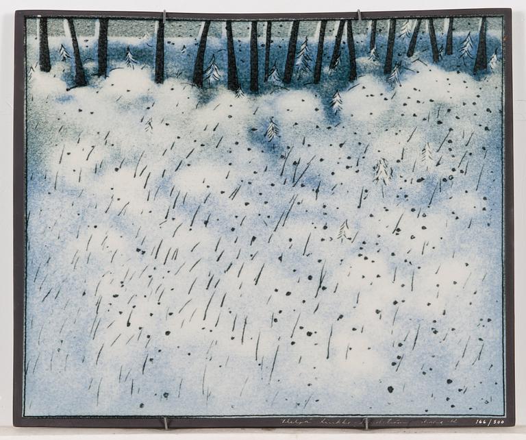 Heljä Liukko-Sundström, väggplattor, 4 st, signerade Heljä Liukko-Sundström, Arabia 1982 och 1983.