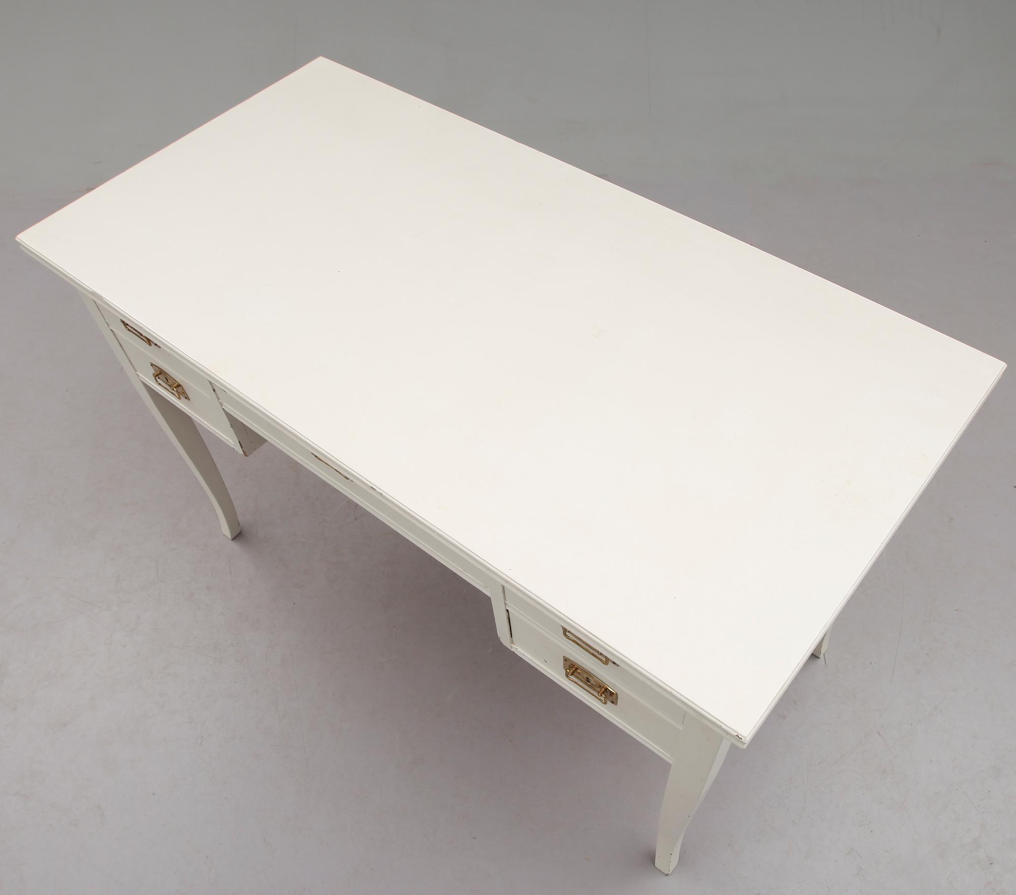 SKRIVBORD, 1900-talets första hälft.