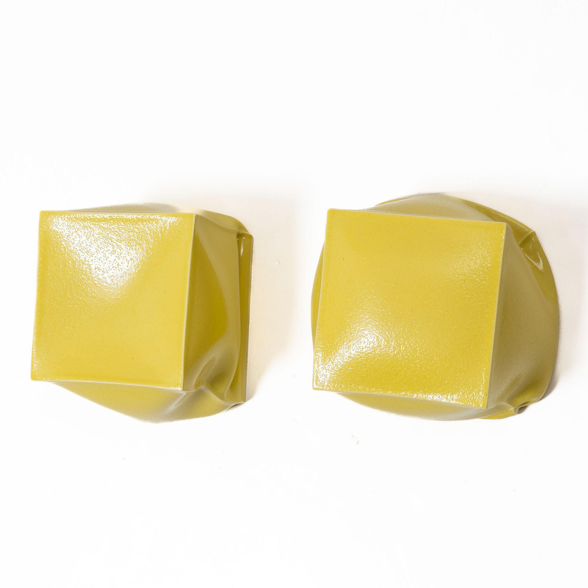 Åsa Johansson, skulpturer, 2 st "Sunny Day, Sunny Cubes", 2021.