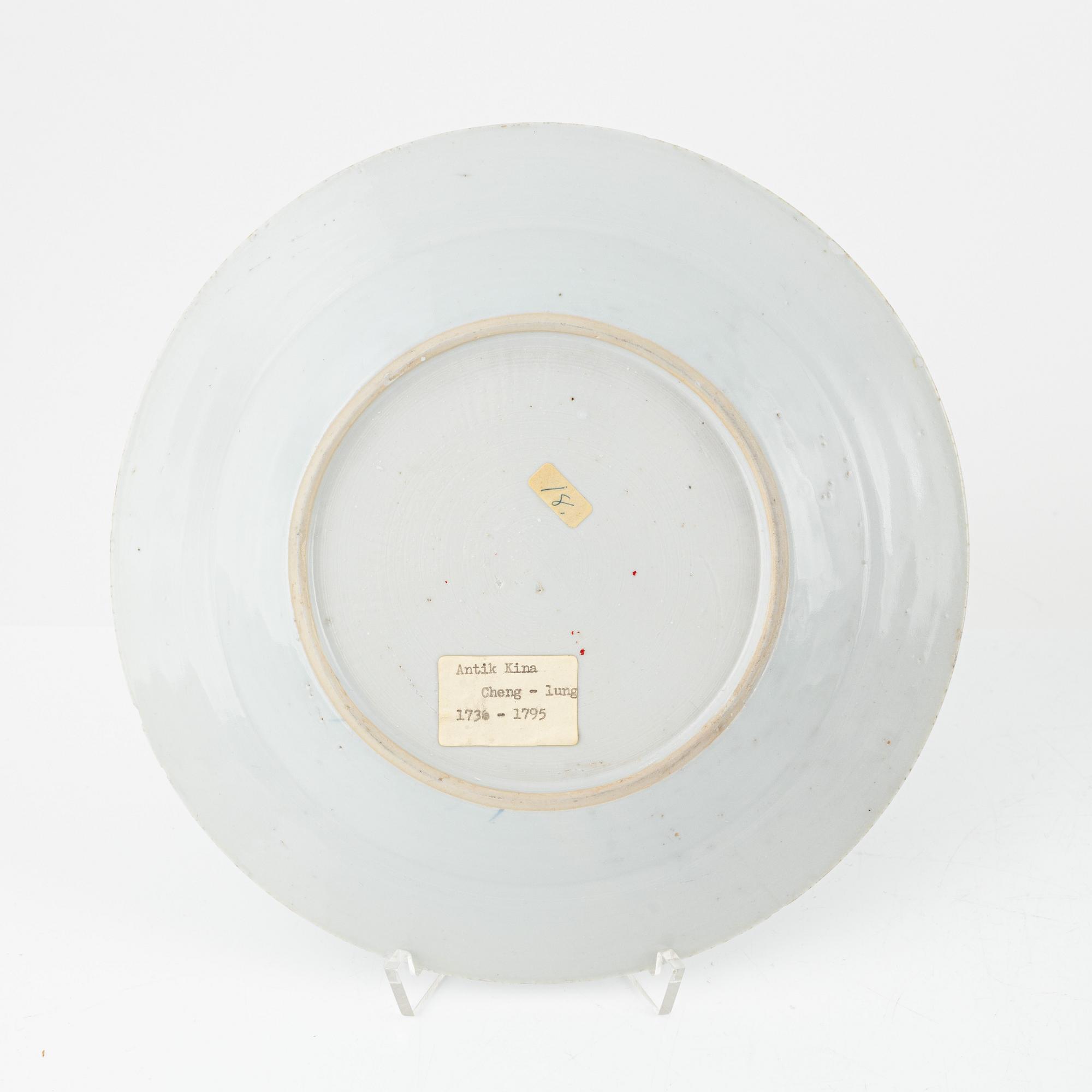 Six porcelain pieces, China, 18th-19th century.