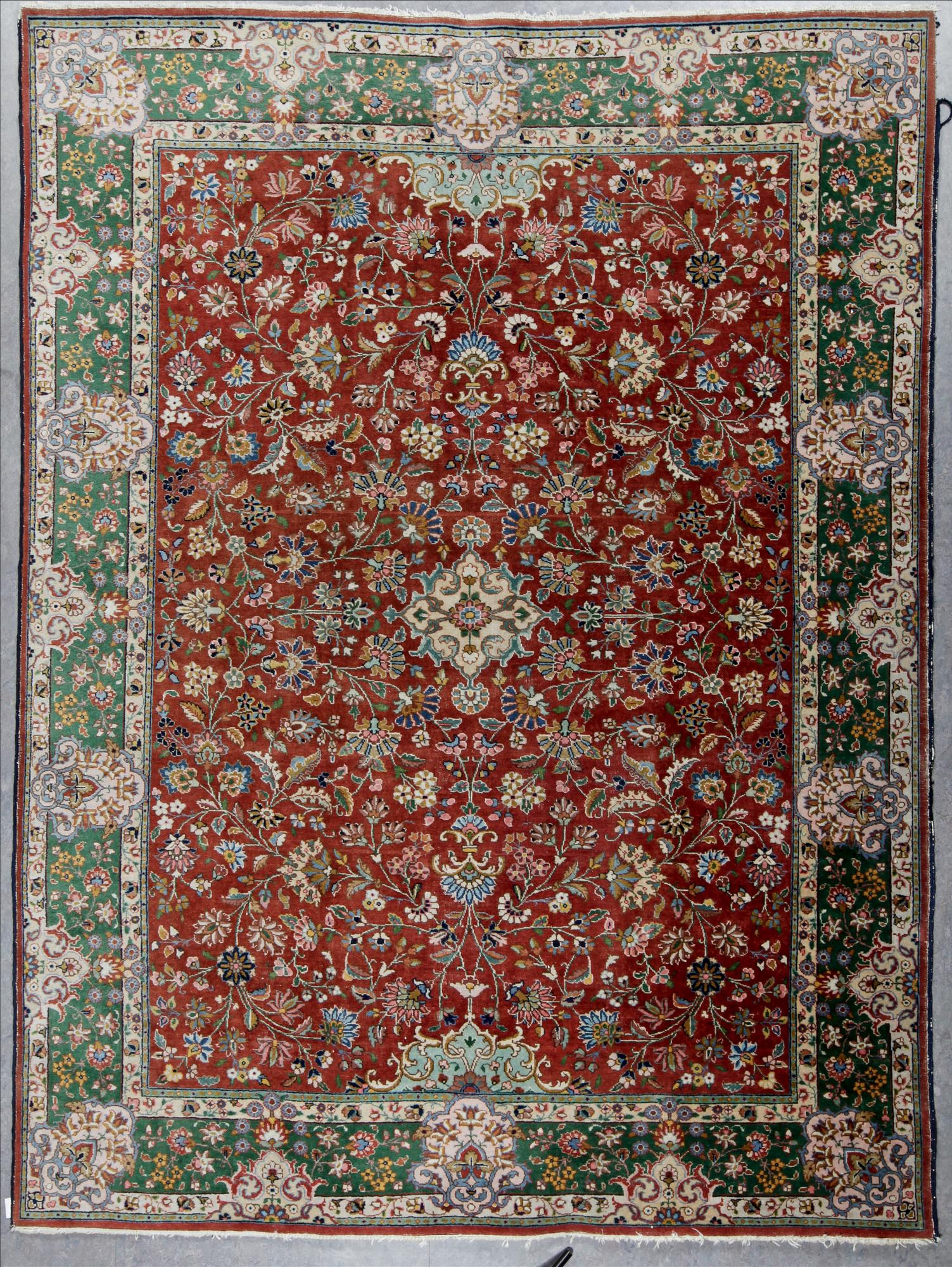 MATTA, orientalisk, ca 296x215 cm.