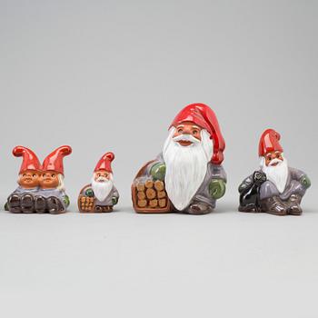 ROLF BERG, 8 st tomtefiguriner, lergods.