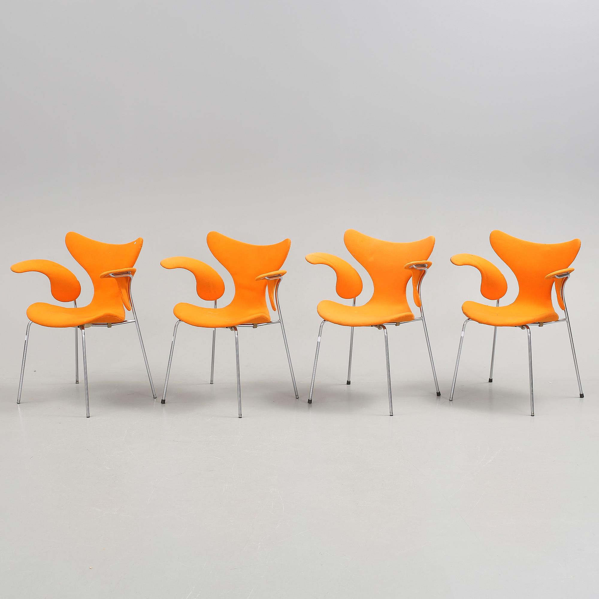 KARMSTOLAR, 4 st, "Måsen" Arne Jacobsen, Fritz Hansen, 1973.