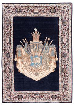 504. A semi-antique pictoral 'Lion and Sun' Kerman rug, c. 205 x 144 cm.