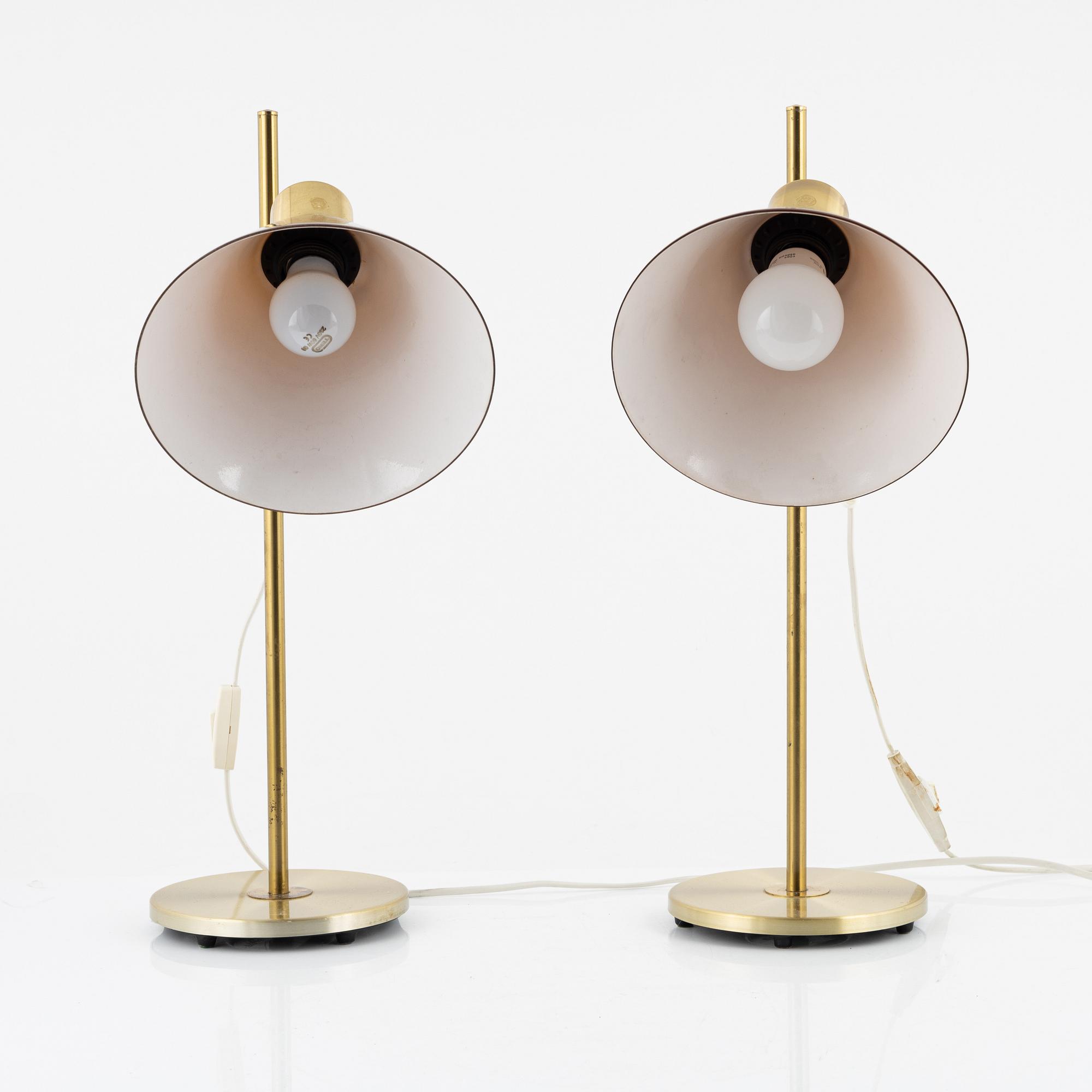 A pair of model 6411 table lights, Falkenbergs Belysning.