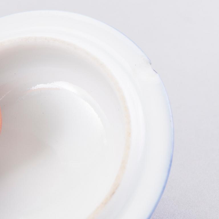 A 10-piece Kuznetsov porcelain tea set, Russia 1892-1917.