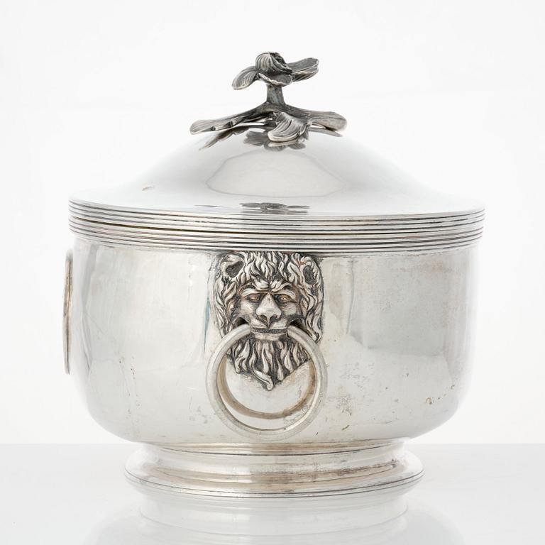 Terrin, icke identifierad mästarstämpel AIW, silver, S:t Petersburg 1790.