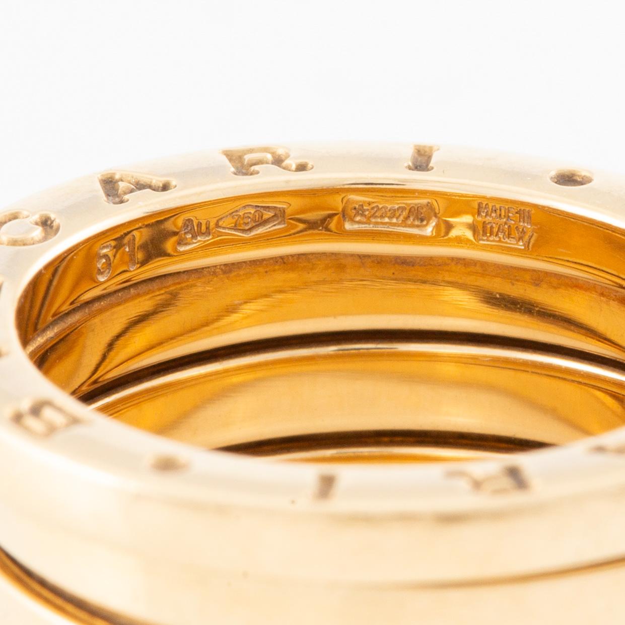 Bulgari ring "B.zero1" 18K gold.