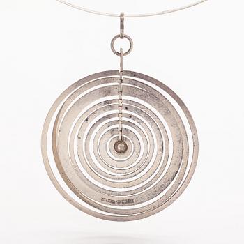 Tapio Wirkkala, A silver necklace "Silver moon". Westerback and Kultateollisuus, Helsinki and Turku 1971.