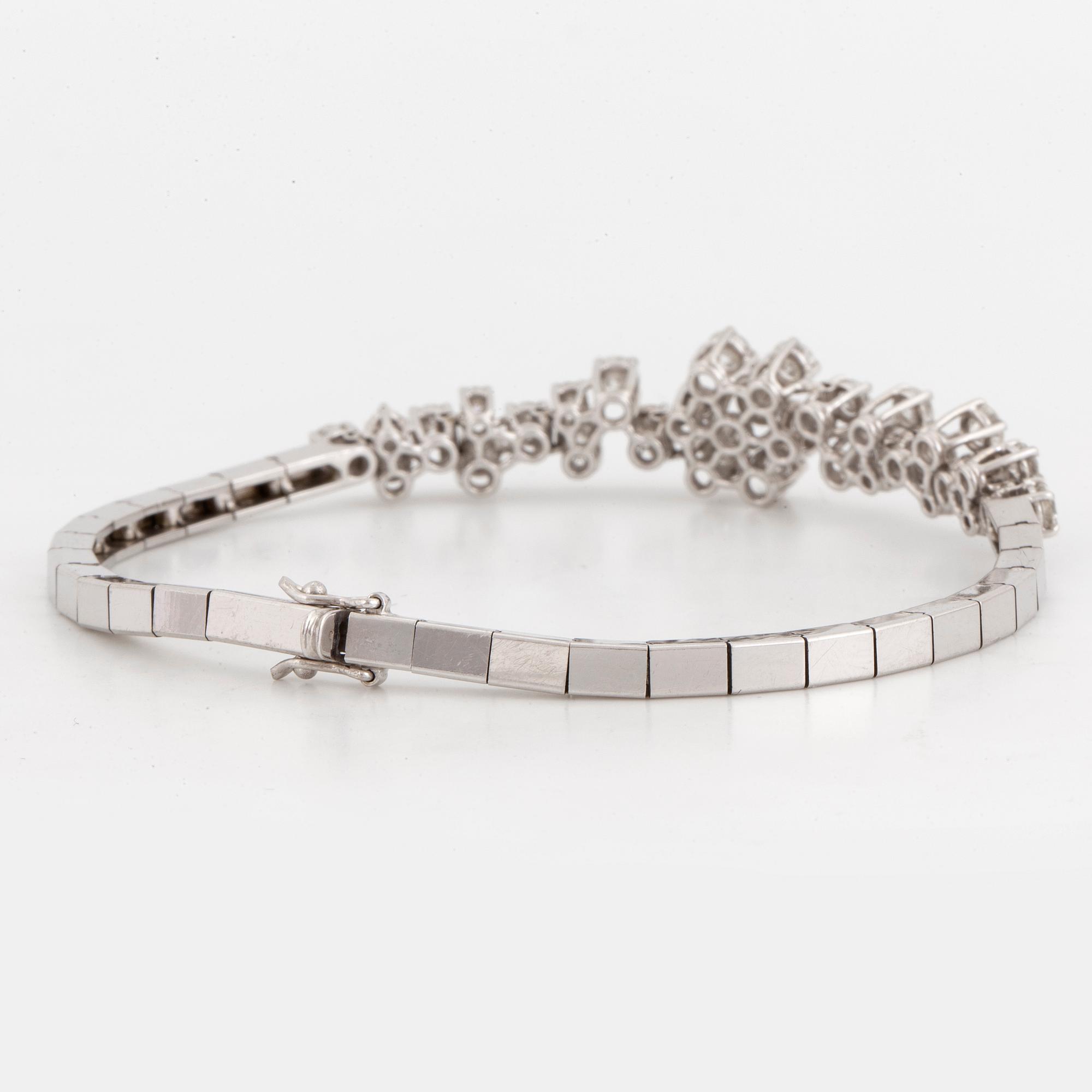 ARMBAND, med briljantslipade diamanter.