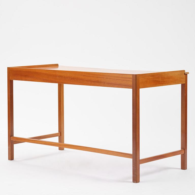 Josef Frank, skrivbord, variant av modell B 2115, Firma Svenskt Tenn, 1900-talets mitt.