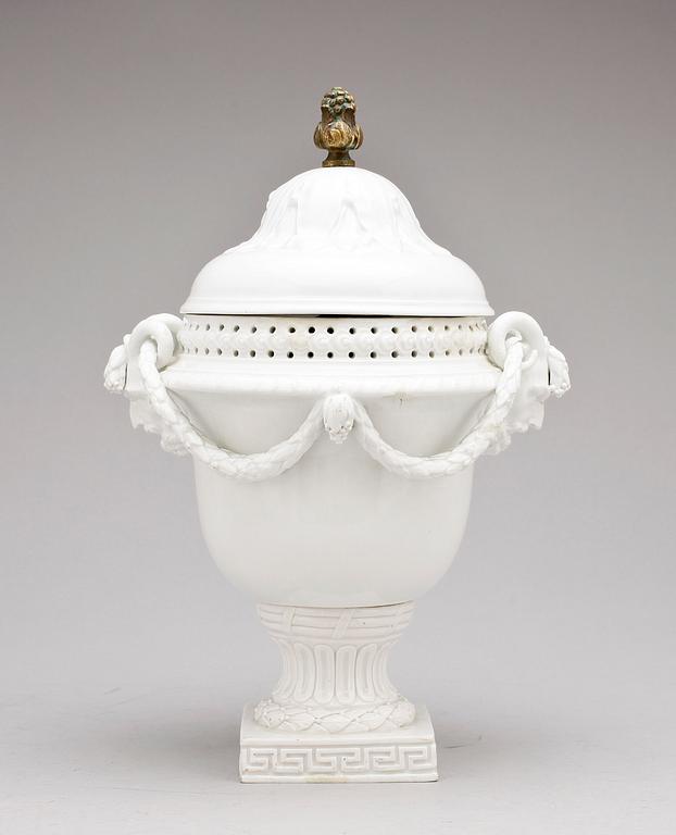 LOCKURNA, porslin, Louis XVI, troligen Meissen och 1700-tal.