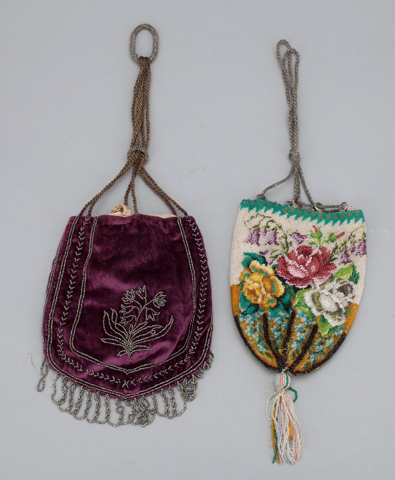 AFTONVÄSKOR, 2 st, sekelskiftet 1800/1900-tal.