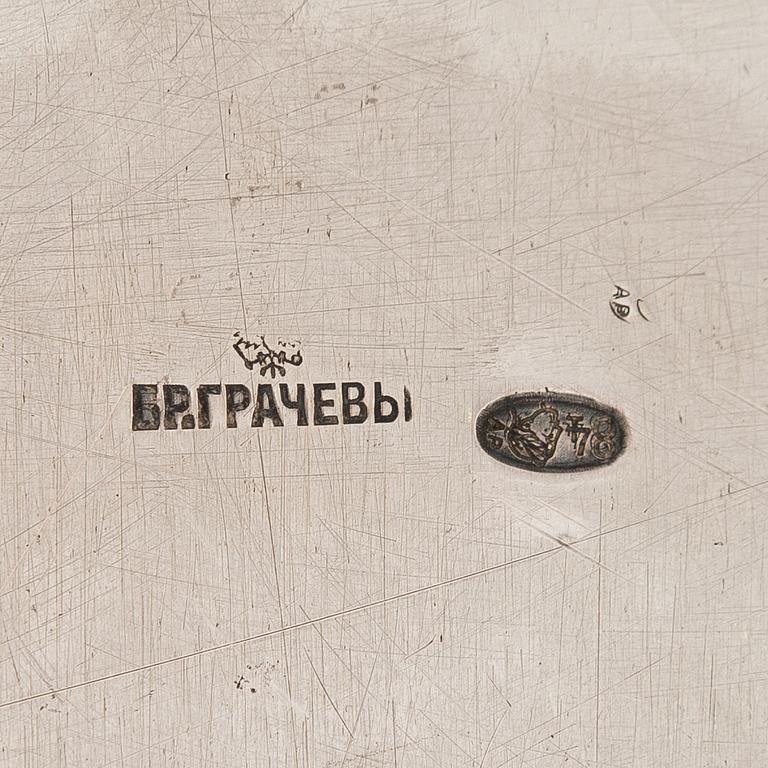 Br. Grachev, tarjotin, hopeaa, keisarillinen hovihankkijaleima, Pietari 1899-1903.