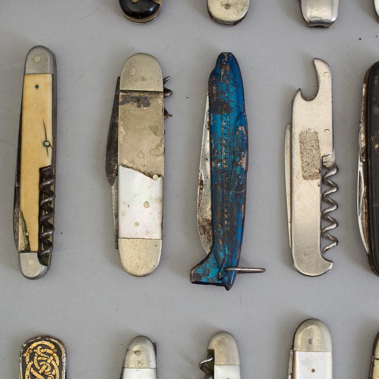 A COLLECTION OF 31 POCKET KNIVES, 19th/20th century.