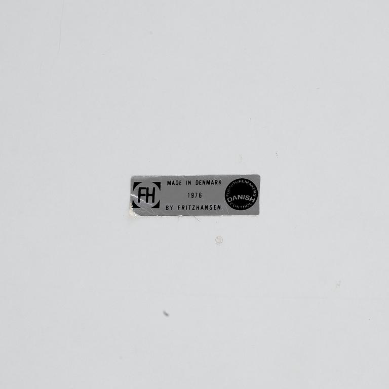 BORD, "Superellips", Bruno Mathsson och Piet Hein, Bruno Mathsson International, etikettmärkt.