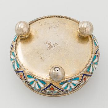Semen Kazakov, saltkar, cloisonné-emalj och silver, delvis förgyllt, Moskva 1888.