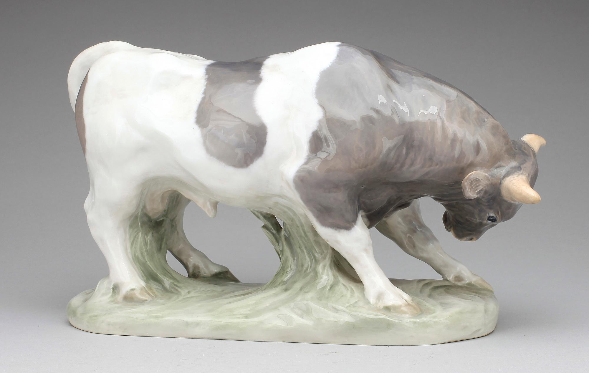 FIGURIN, porslin, Knud Kyhn för Royal Copenhagen 1950.