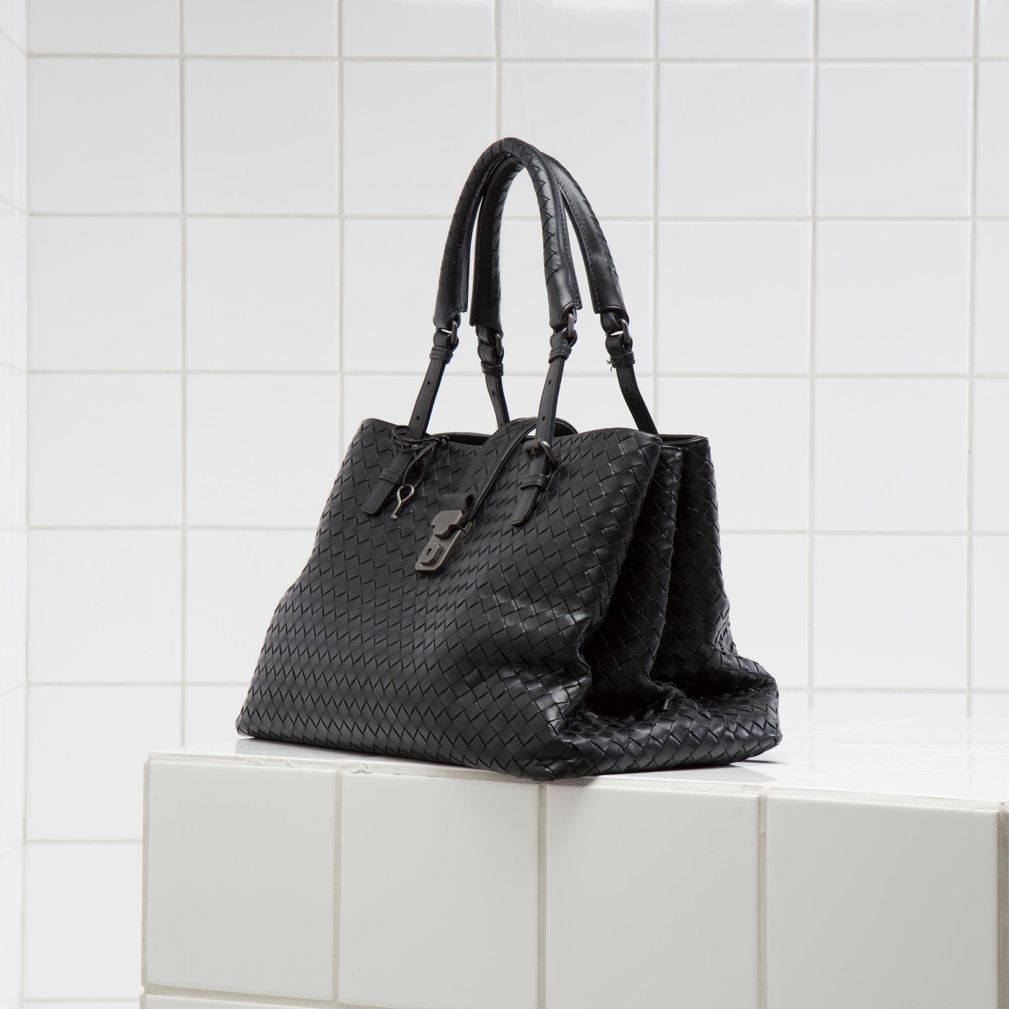 VÄSKA, "Intrecciato Rome", Bottega Veneta.