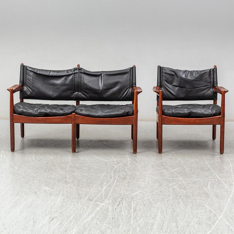 A sofa and an easy chair by Gunnar Myrstrand.