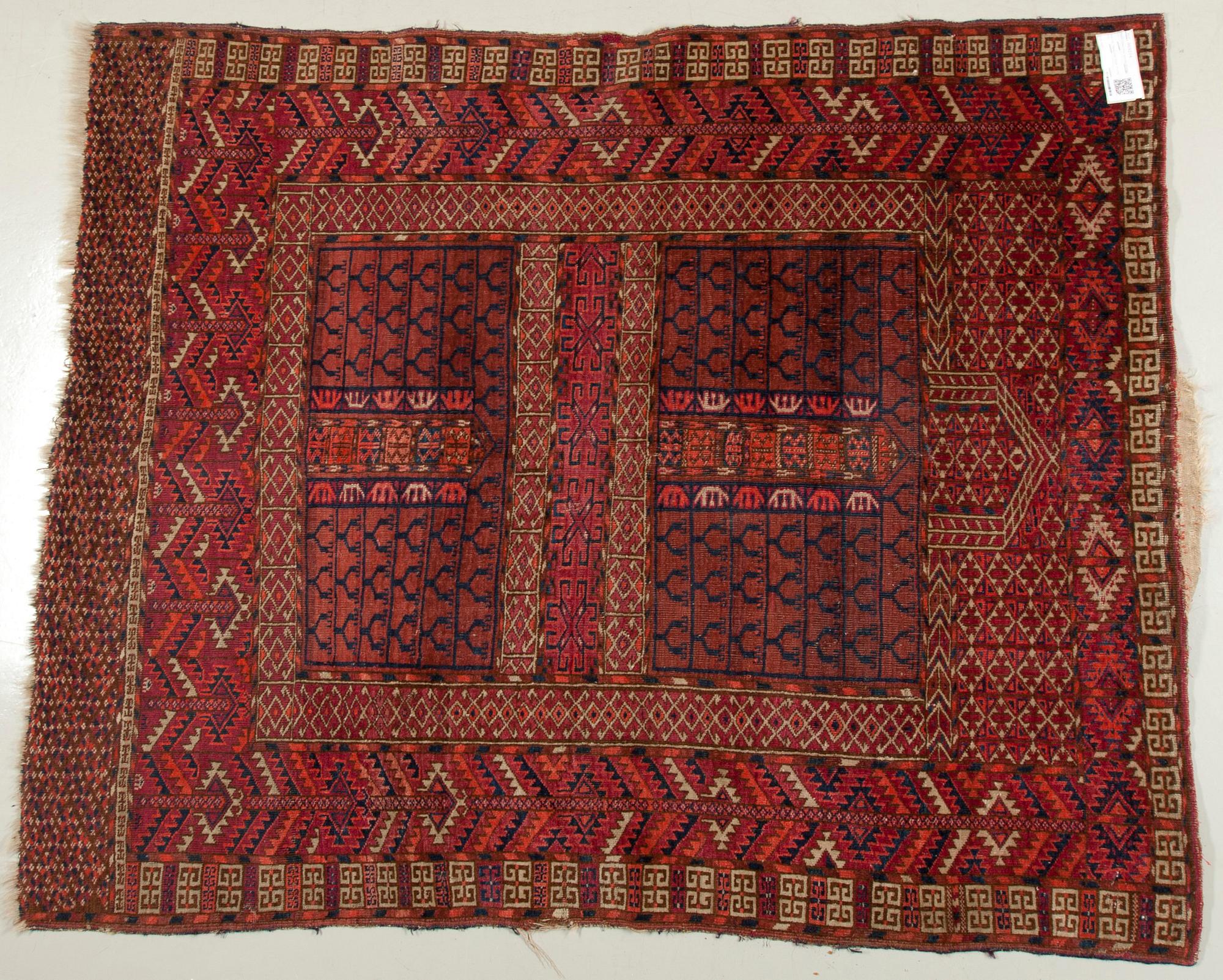 MATTA, Tekke Ensi, antik, ca 117x140 cm.