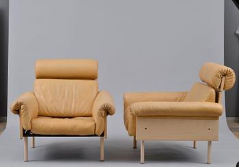 Yrjö Kukkapuro, A PAIR OF EASY CHAIRS.