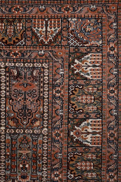 MATTA, troligen Pakistan. 1900-talets senare del, 280 x 186 cm.
