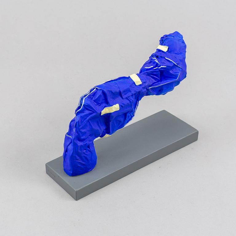 Carl-Fredrik Reuterswärd/ The Non-Violence Project Foundation, a polyresin sculpture 2017, Certificate numbered 13/30.
