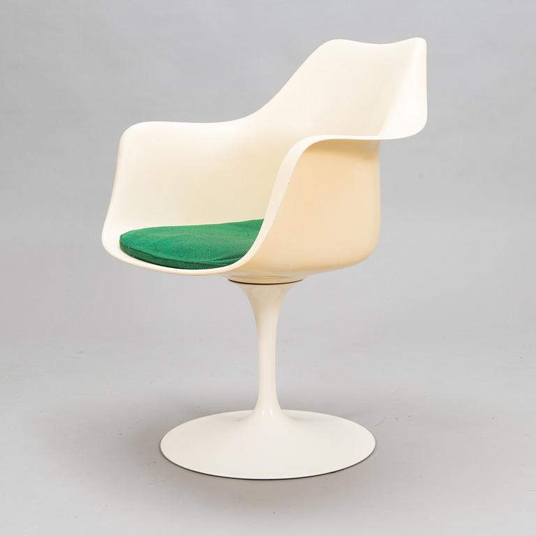 Eero Saarinen, A 'Tulip' chair, licensed by Knoll, Switzerland.