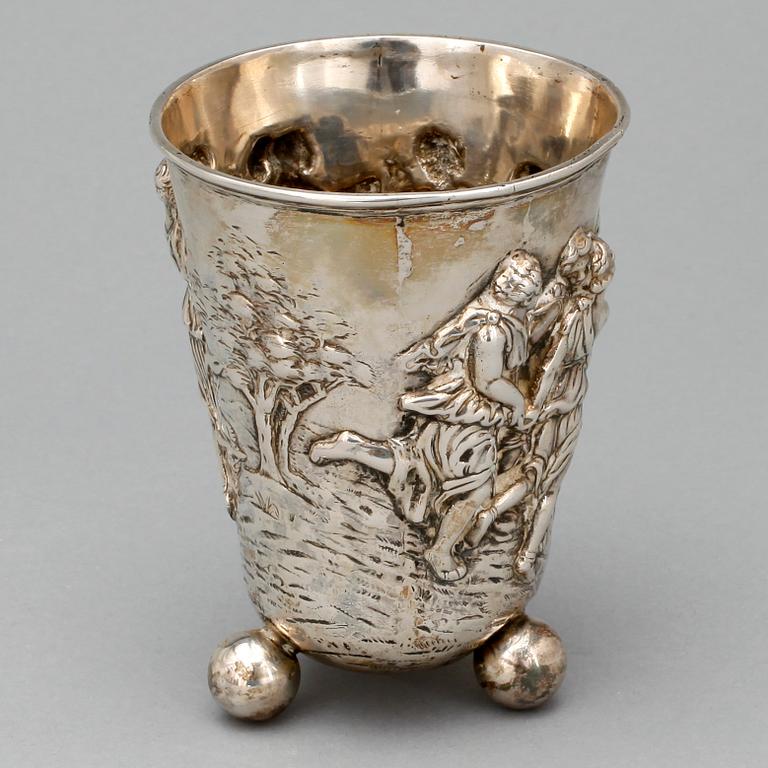 BÄGARE, silver, barock-typ, troligen 1700-tal. tot vikt: 216.