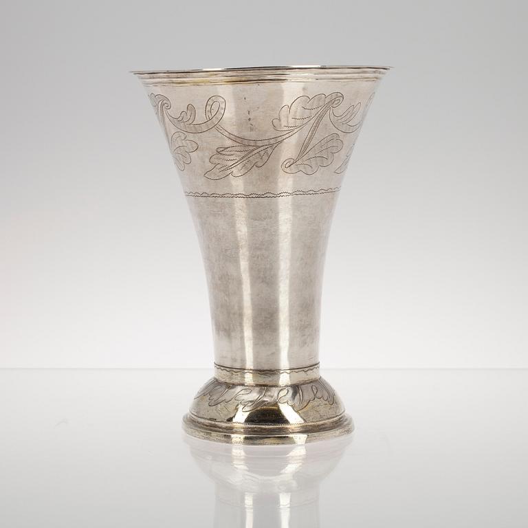 BÄGARE, silver, Nils Limnelius, Stockholm 1810. Vikt 473 g.