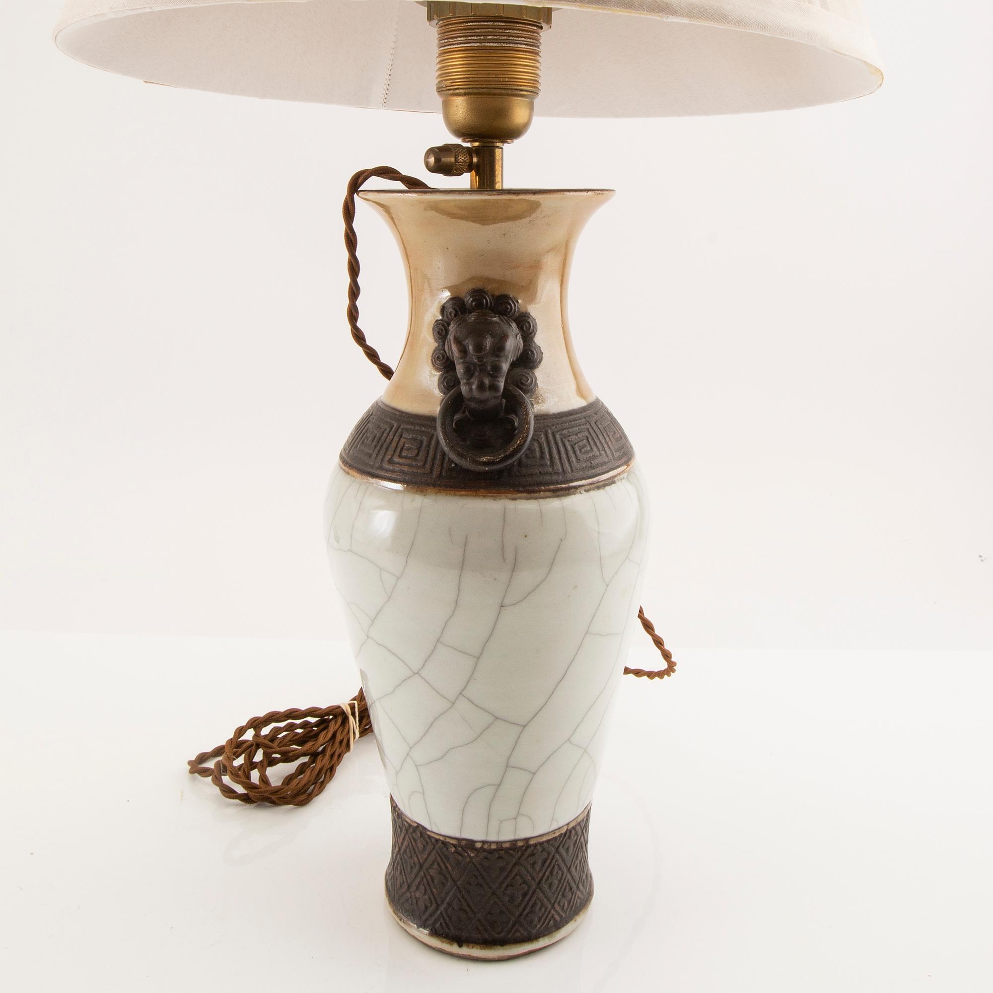 Table lamp China around 1900 porcelain.