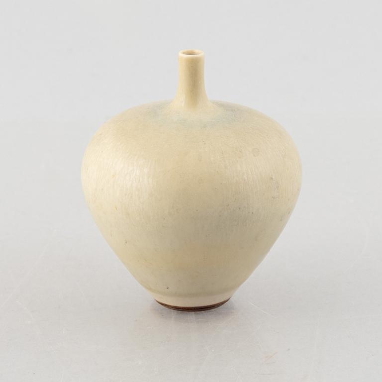 Berndt Friberg, a stoneware vase, Gustavsberg 1968.