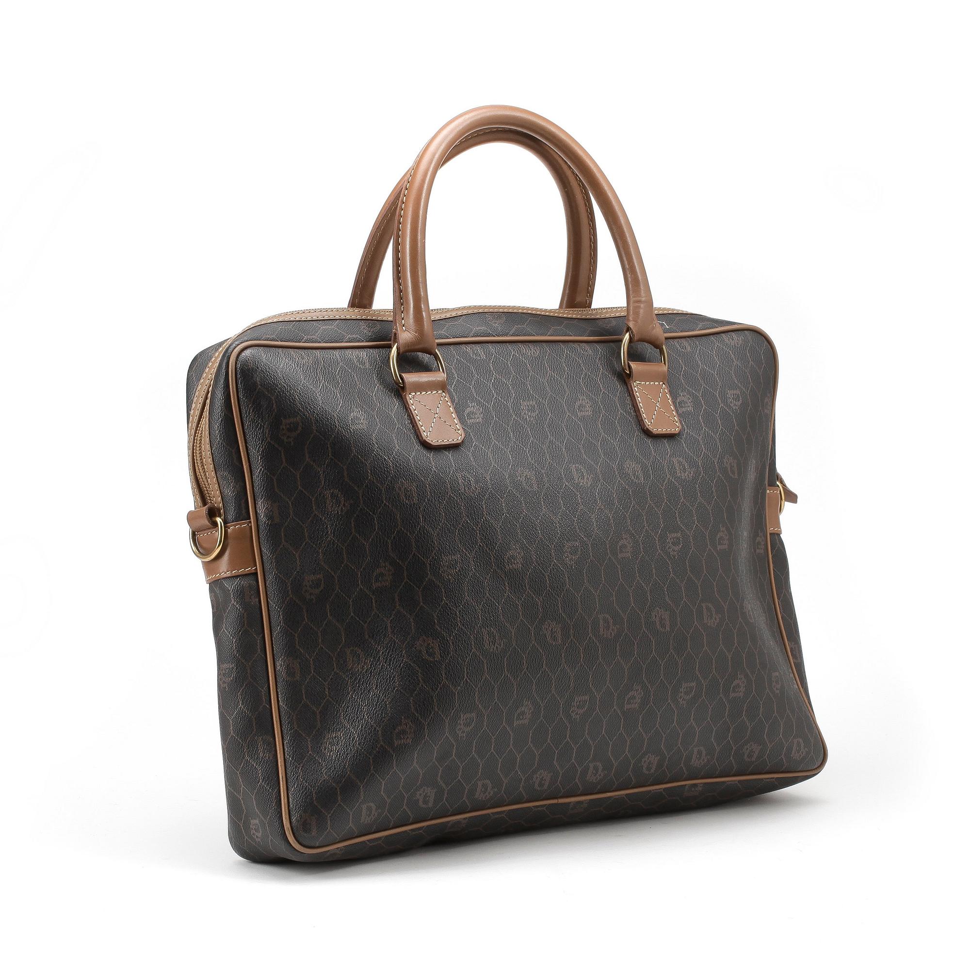 CHRISTIAN DIOR, portfölj.