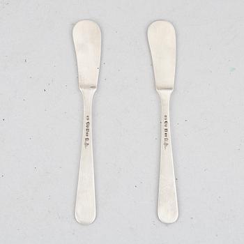 Wiwen Nilsson, butter knives, a pair, silver, Anders Nilsson, Lund 1957.