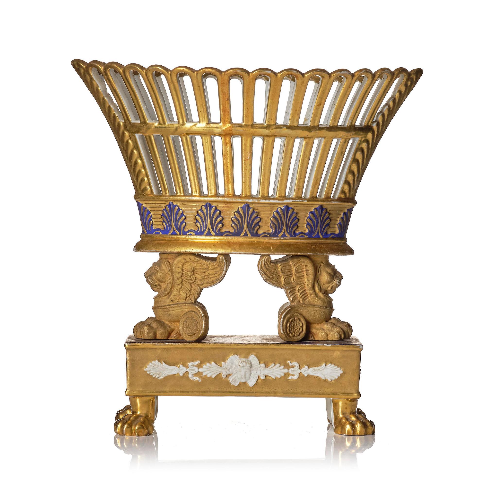 Uppsatsskål, porslin. Empire, 1800-tal.
