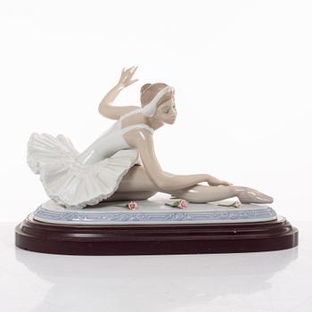 José Luis Alvarez, figurine, "Ovation", Lladró, Spain, 1998-99.