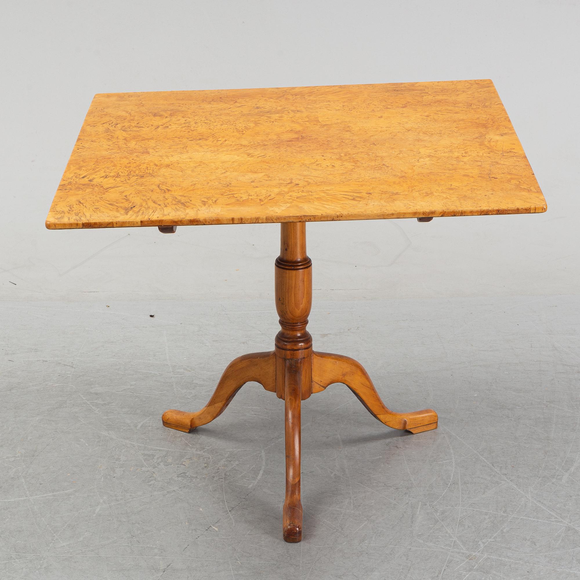 Fällbord, Karl-Johan, 1800-talets första hälft.