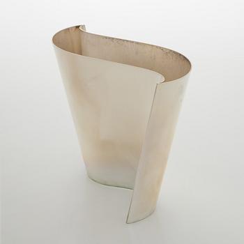 Pekka Piekäinen, vas, sterlingsilver, "Finlandia", Platinoro, Åbo.