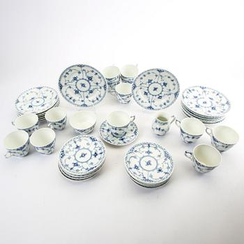 Servis 38 dlr Musselmalet halvblonde Royal Copenhagen Danmark porslin 1969-73.