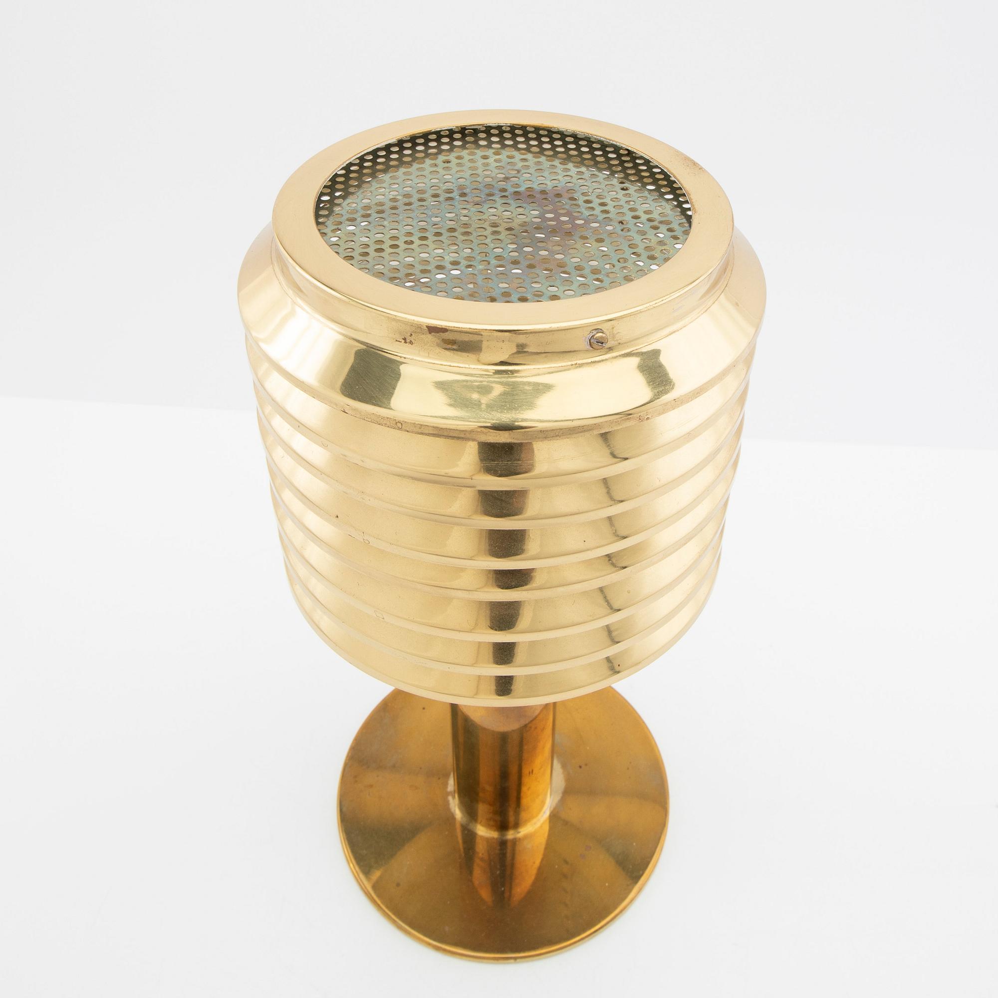 Hans-Agne Jakobsson, bordslampa, modell B142, Markaryd, 1960-70-tal.