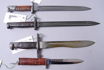 BAJONETTER OCH STRIDSKNIV, 3+1.