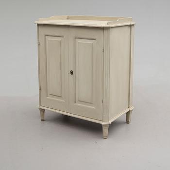 SKÄNK, ur IKEAs 1700-talsserie, 1900-talets andra hälft.