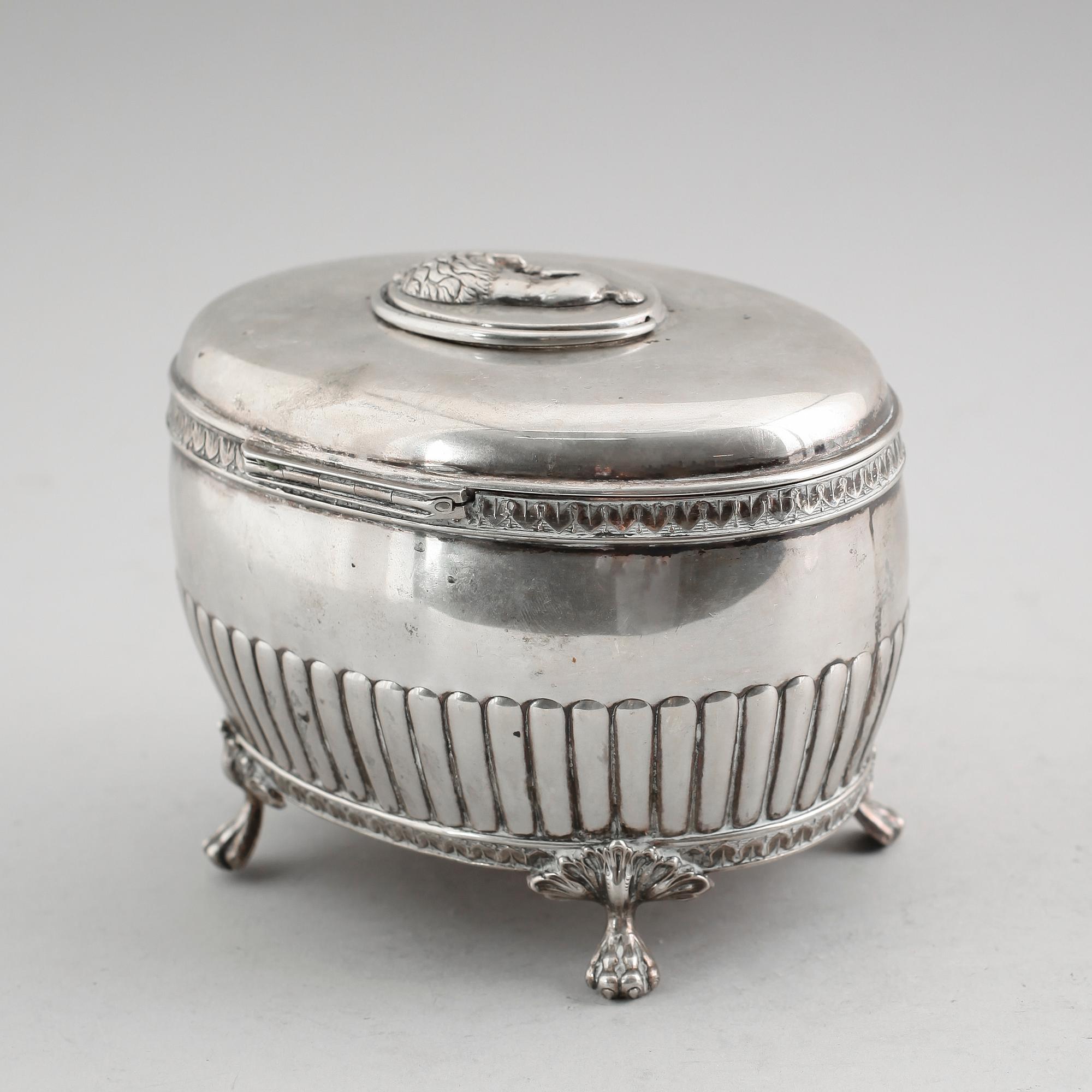 SOCKERSKRIN, silver, K Andersson, Stockholm 1918. Vikt ca 506 gram.