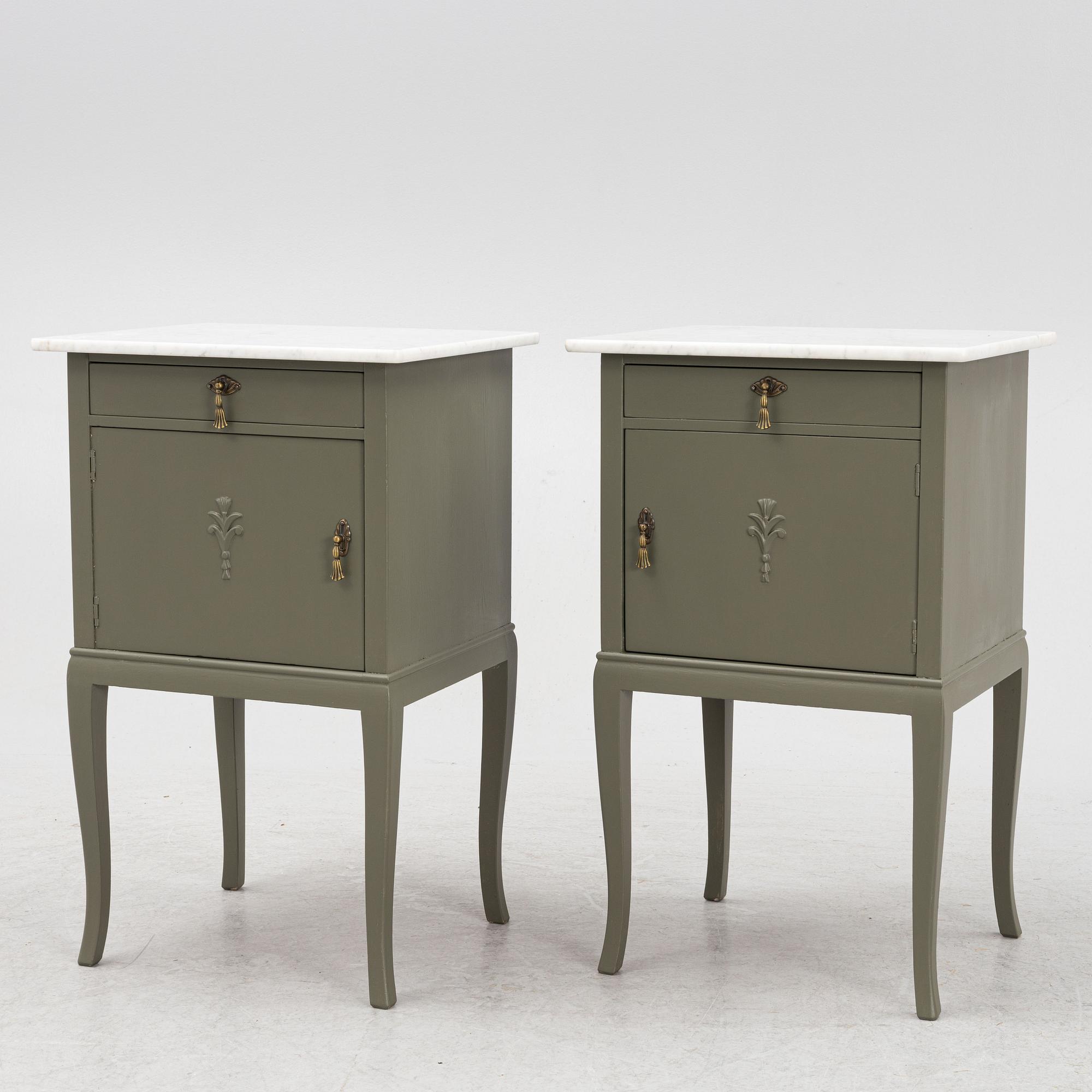 Sängbord, ett par, 1900-talets första hälft.