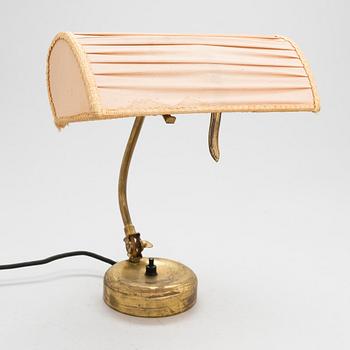 Mauri Almari, a 1950's '61041' table lamp for Idman.