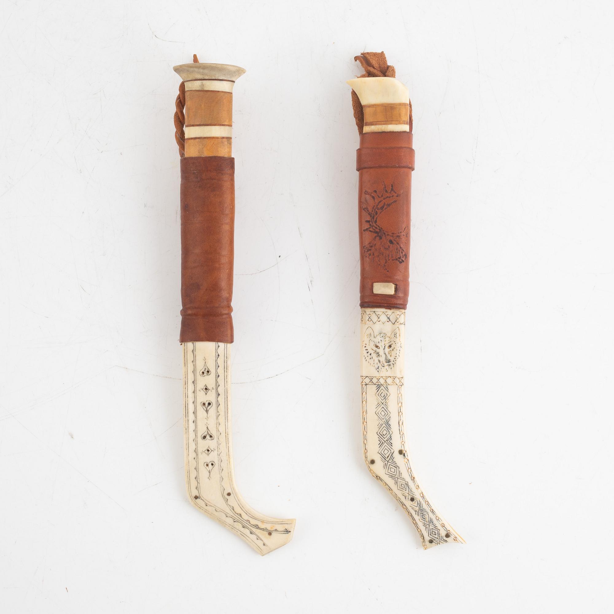 Knivar, 2 st, signerade, Erik Tuolja och Erik Oja.