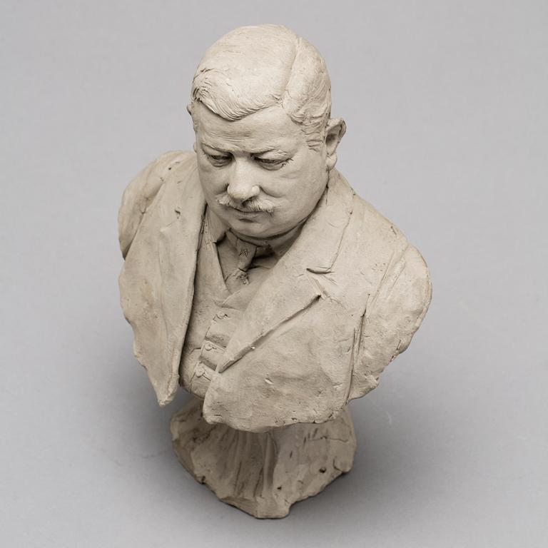 ALESSANDRO MORETTI, sculpture, clay. 1911.