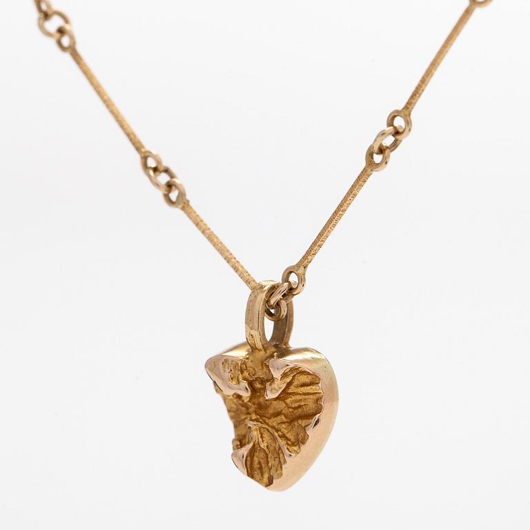 Björn Weckström, a 14K gold 'Heart' necklace. Lapponia 1977.